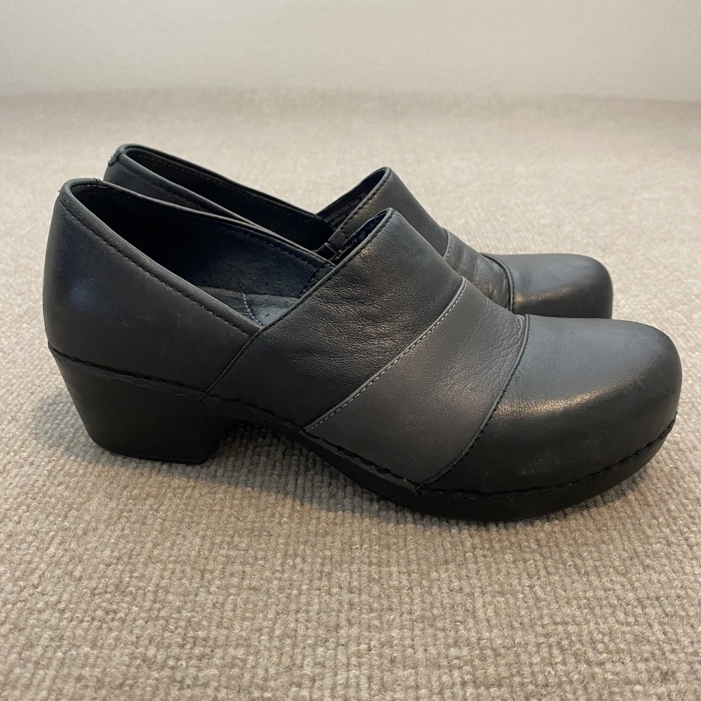 Dansko Clog Shoes Womens Size 9 EU 39 Black Leather Slip On Work Comfort Walking